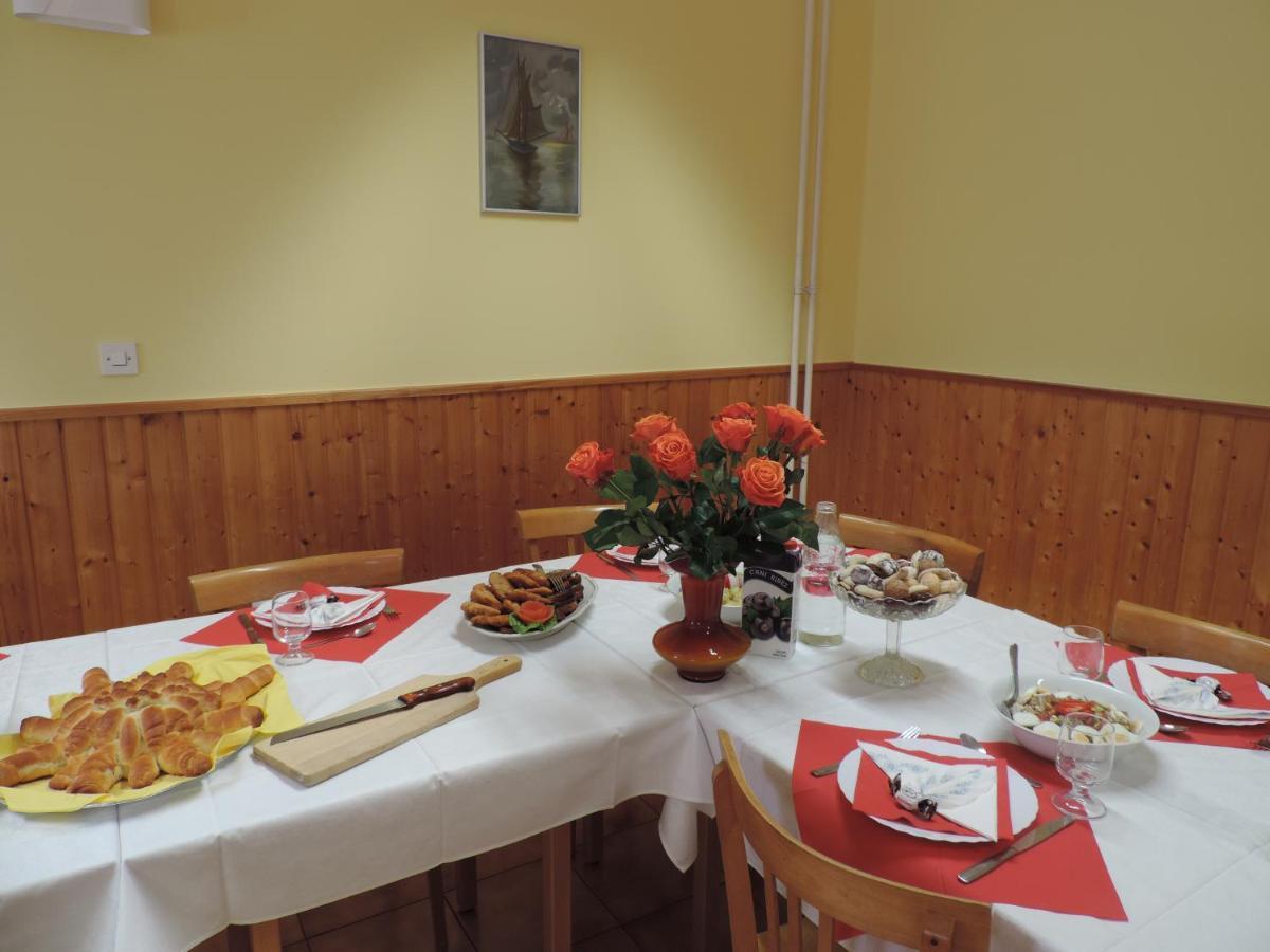 לינה וארוחת בוקר בלד Marijin Dom - Retreat House מראה חיצוני תמונה
