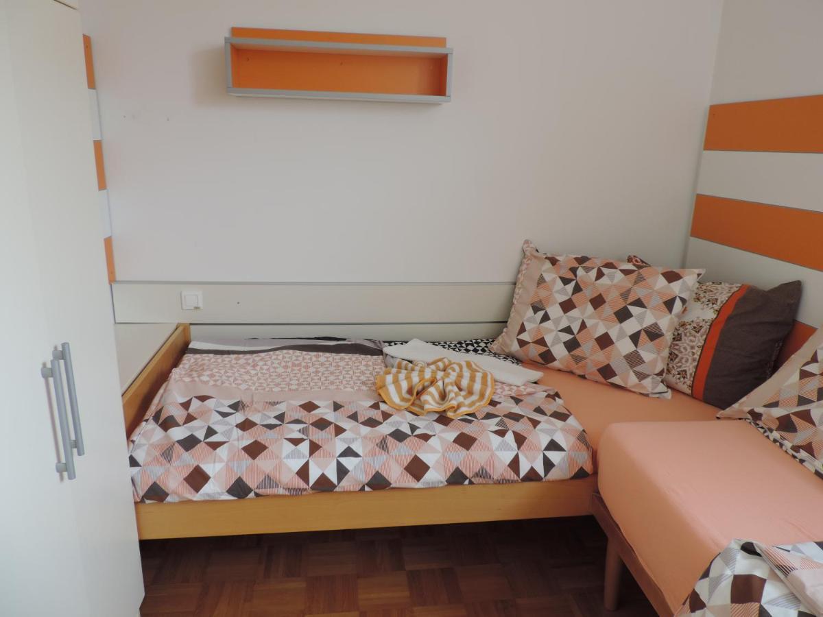 לינה וארוחת בוקר בלד Marijin Dom - Retreat House מראה חיצוני תמונה
